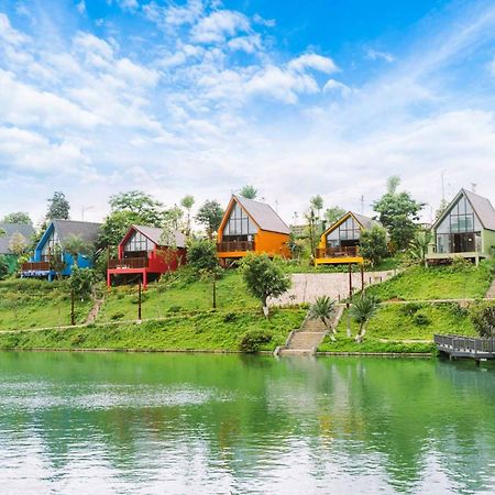 Legacy Hill Resort & Villas Hòa Bình Exteriör bild